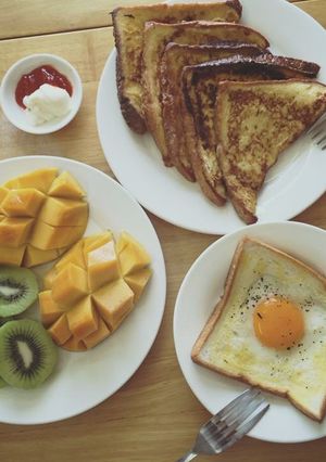 Hình của món Ăn sáng tốc hành.