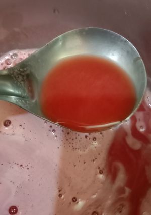 A picture of Carrot juice.
