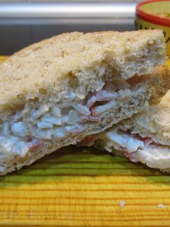 Una foto de Sándwich frío de lacón
