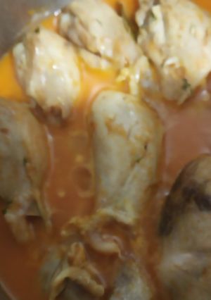 Una foto de Pollo al ajillo