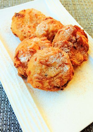 ஆப்பிள் ப்ரைட்டர்ஸ் செய்முறை முக்கிய புகைப்படம்