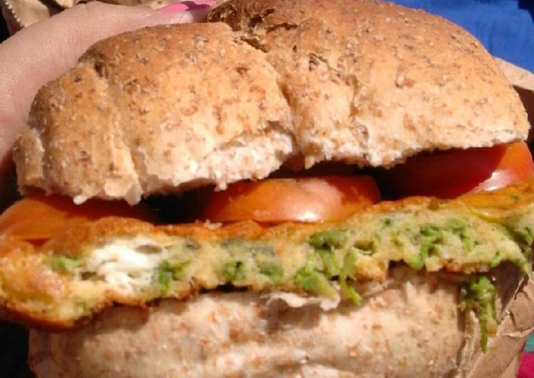 Paninetti integrali con frittata di asparagi