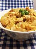 Easy Skillet Oyakodon (Chicken and Egg Rice Bowl)