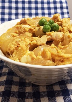 A picture of Easy Skillet Oyakodon (Chicken and Egg Rice Bowl).