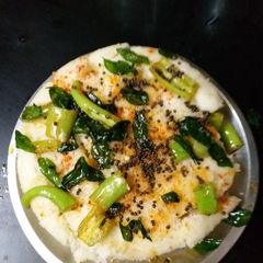 A picture of Rava dhokla.