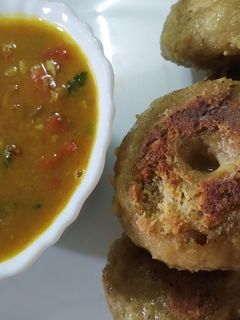 दाल बाफला (Dal bafla recipe in Hindi) रेसिपी मुख्य फोटो