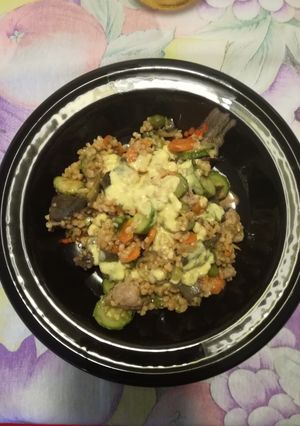 Foto di Bulgur con verdure e briciole di salsiccia