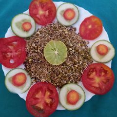 A picture of Healthy salad.