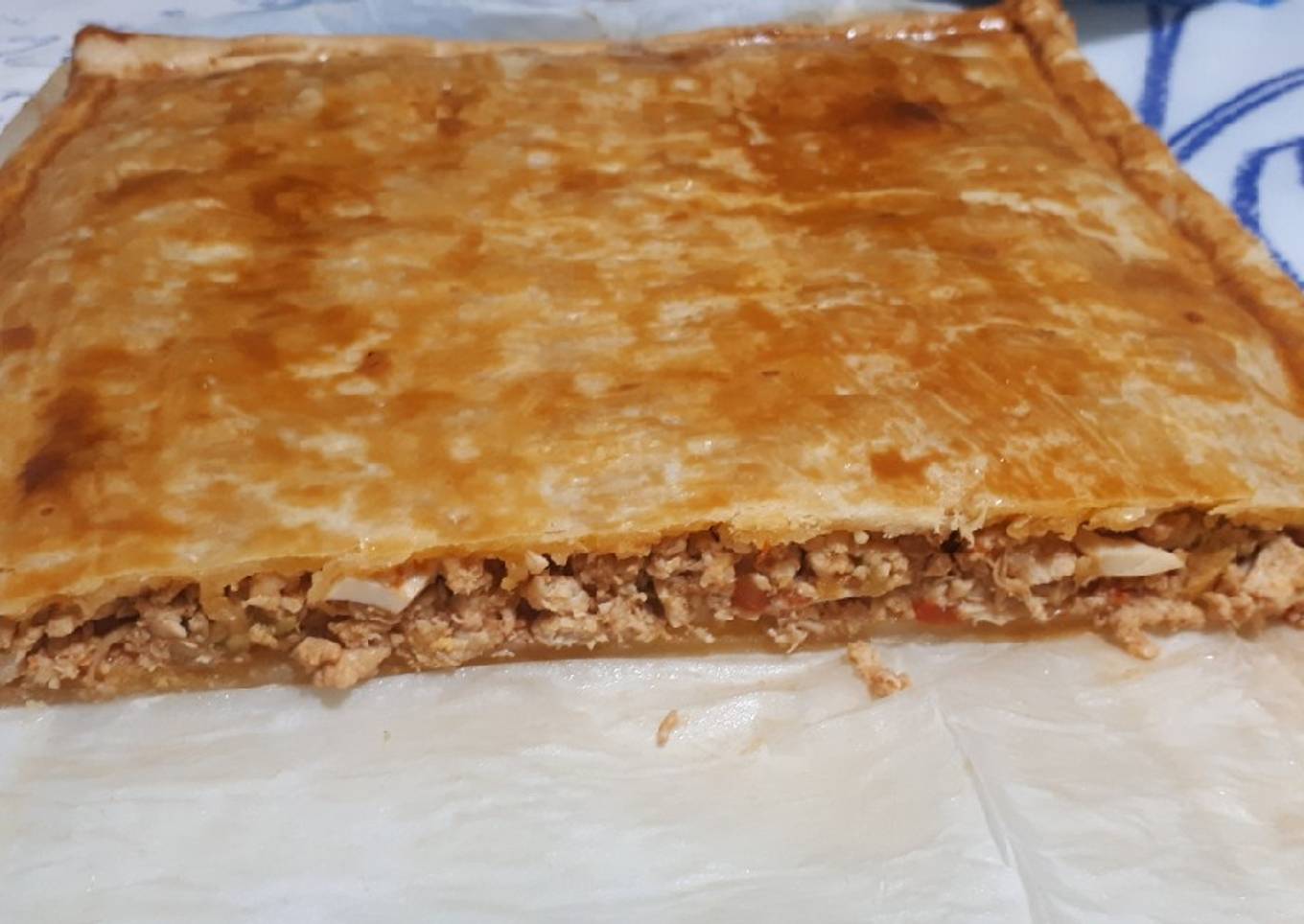 85. Empanada de pollo