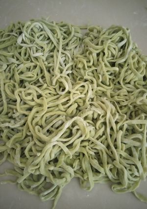 Foto resep Mie bayam tanpa alat penggiling anti gagal