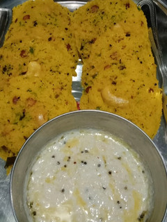 રવા ઈડલી રેસીપી મુખ્ય ફોટો