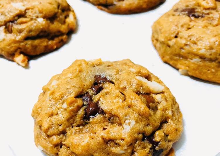 Chocolate Chip Almond Cookies / Monster Cookies / Chewy Cookies