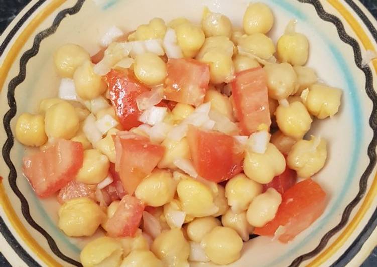 Ensalada de garbanzos