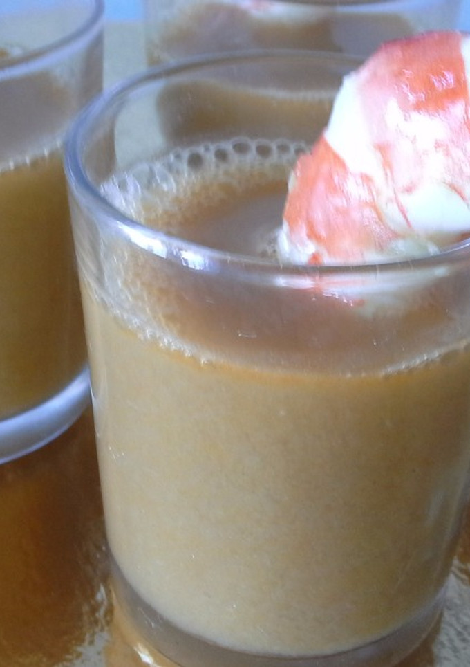 Una foto de Chupitos de crema de gambones
