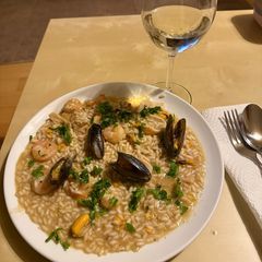 Seafood risotto A picture of Seafood risotto.