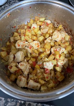 Una foto de Pechuga de pollo con papas