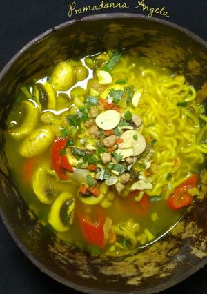 A picture of Egg Noodle with Simple Seasonings.
