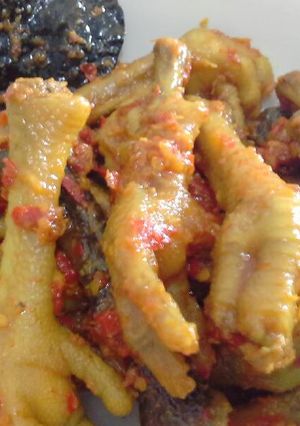 Foto resep Ceker Ayam Bumbu Kuning Pedas