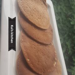 A picture of Yummy oats banana pancakes.