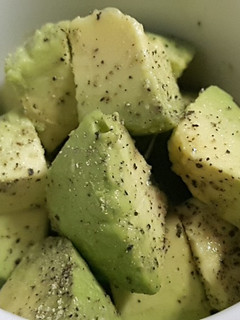A picture of ☆Avocado with Black and White Pepper☆.