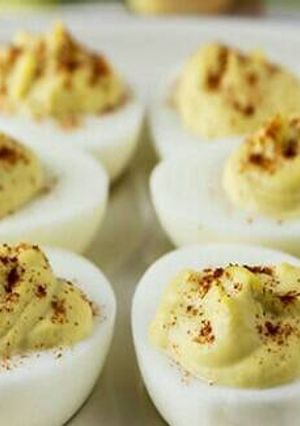 Una foto de Huevos rellenos