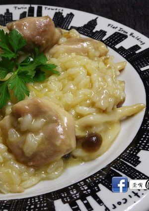 雞肉野蕈燉飯 的食譜成品照片