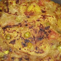 A picture of Gajar Aloo ki sabji ka paratha.