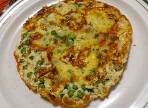 Una foto de Tortilla de huevo con chícharos