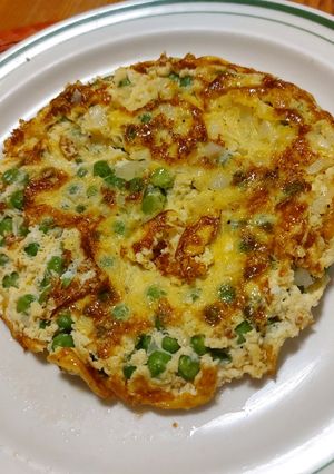Una foto de Tortilla de huevo con chícharos