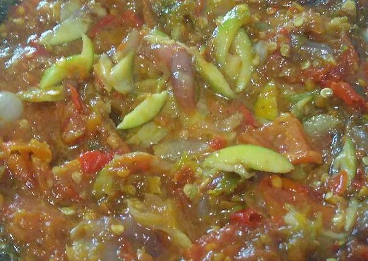 Sambel tomat buah gandaria