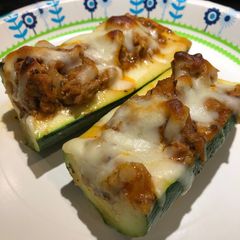 A picture of Zucchini Boats 🚣‍♀️.