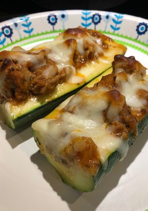 A picture of Zucchini Boats 🚣‍♀️.