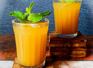 A picture of Gud Aam Panna.