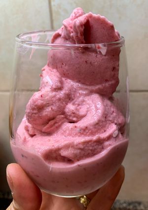 Una foto de Helado Smoothie frutillas