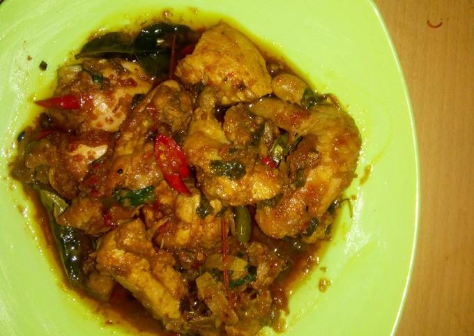 Ayam woku