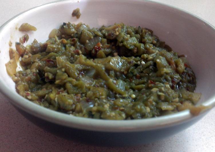 Simple Way to Prepare Favorite Green Chile Sauce