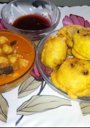 A picture of Aloo Chop.