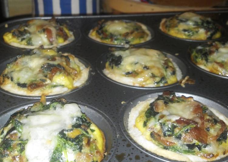 Recipe of Speedy Swiss, bacon and spinach mini quiches