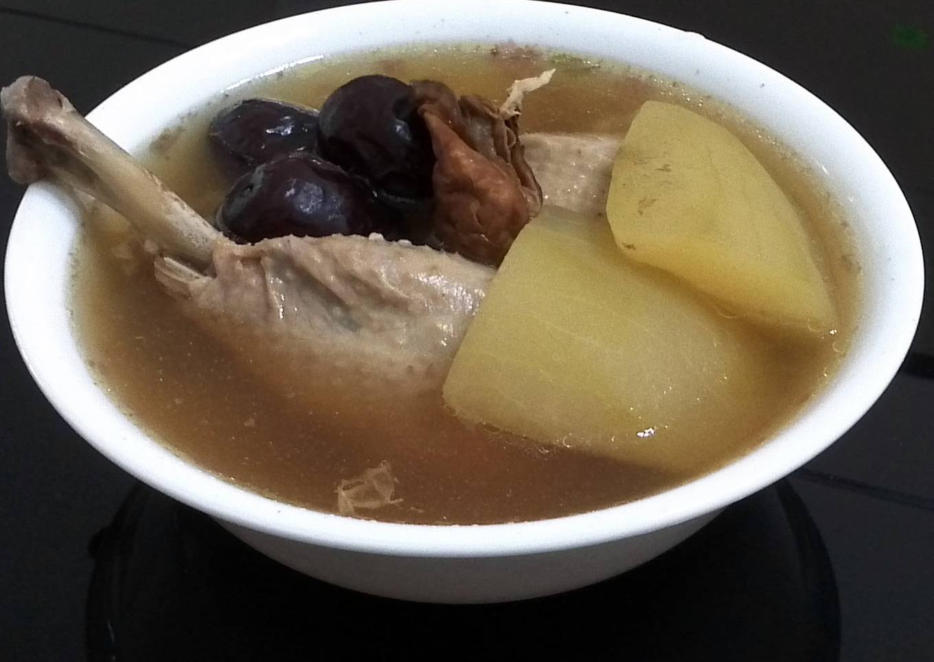 Hairy Gourd In Chicken And Oyster Soup