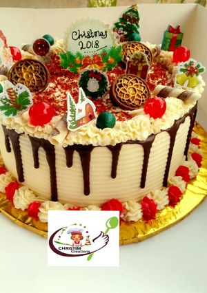 A picture of Butter cream Christmas cake.