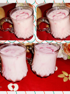 रोज़ फ्लेवर एप्पल शेक (rose flavor apple shake recipe in Hindi) रेसिपी मुख्य फोटो