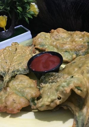 A picture of PALAK PAKORAY #RamadanSpecial.