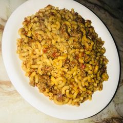 A picture of Meaty jallof macaroni.