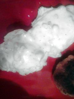A picture of Sausage Gravy.