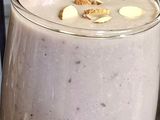 Makhana fruits smoothie