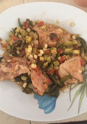 Una foto de Carne de puerco con calabacitas
