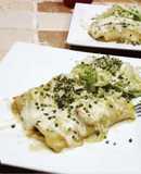 Enchiladas verdes y ensalada de con aderezo de limón y aceite de olivo