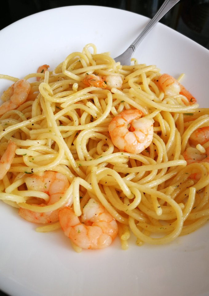Una foto de Pasta con gambas