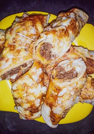 صورة لوصفة ألذ انشيلادا باللحمه المفرومه 😋❤️