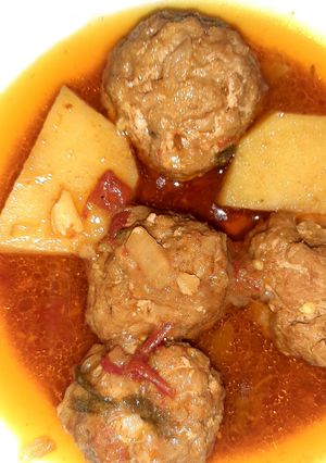 A picture of Kofta curry, chicken pulao.